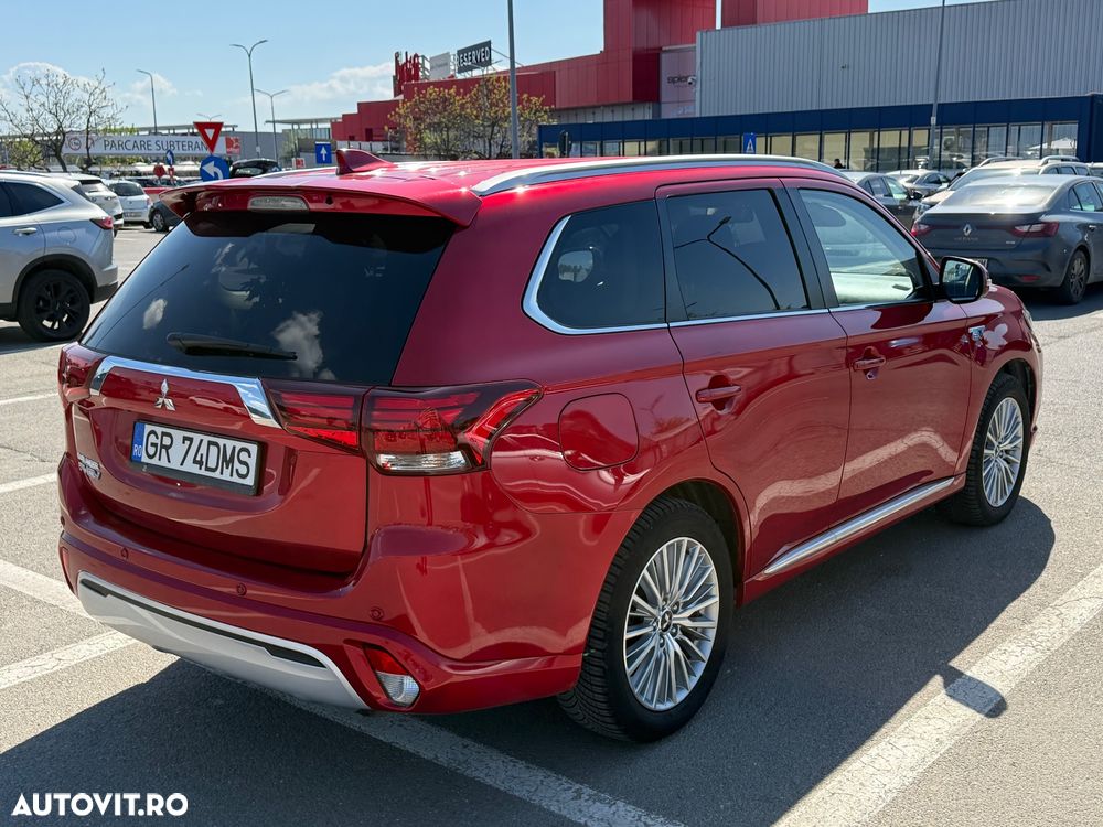 Mitsubishi Outlander PHEV 2.4 L 4X4 Instyle - 5
