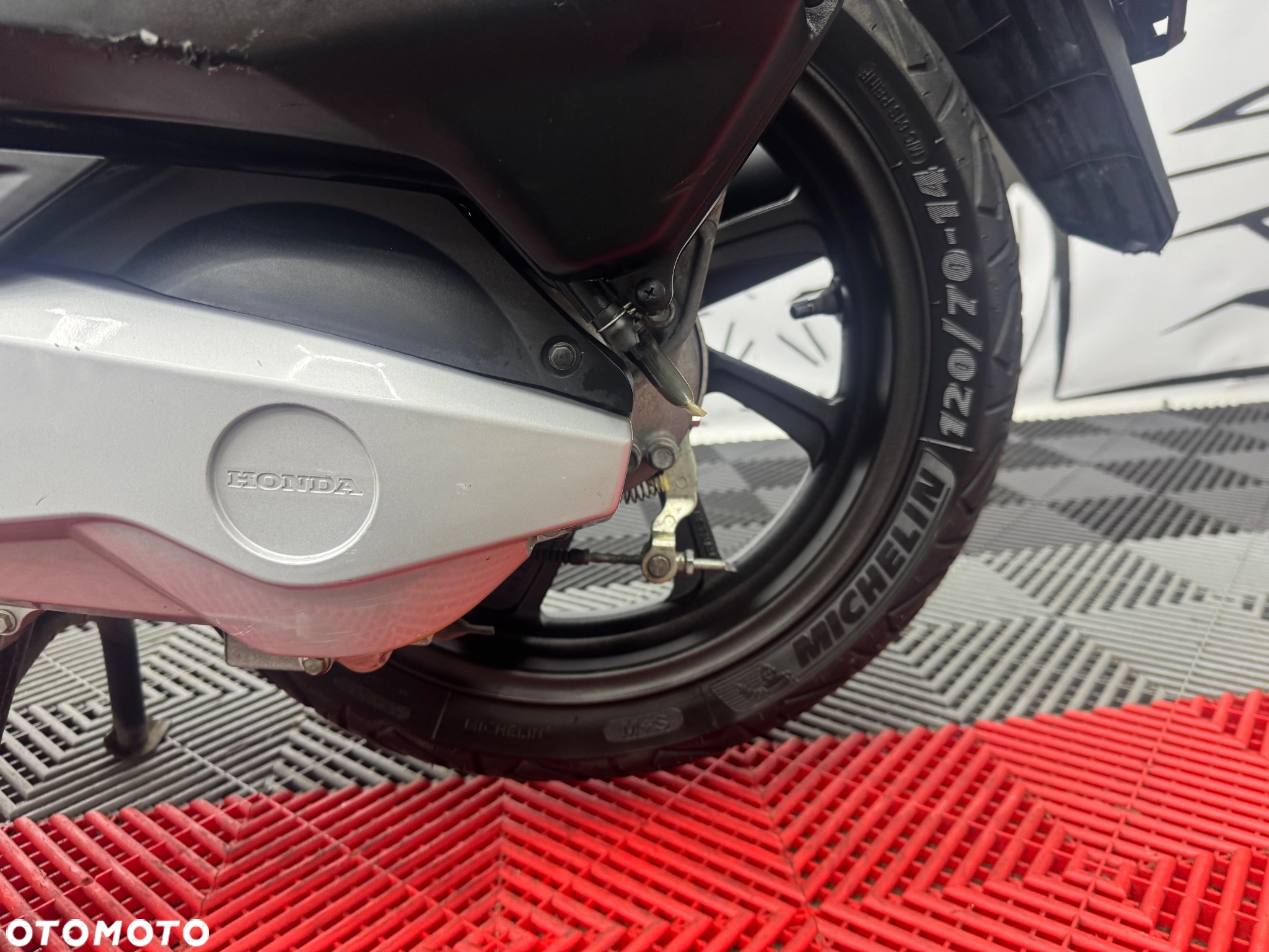 Honda PCX - 17