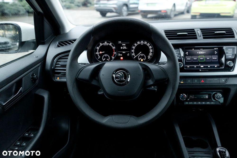 Skoda Fabia 1.0 Ambition - 14