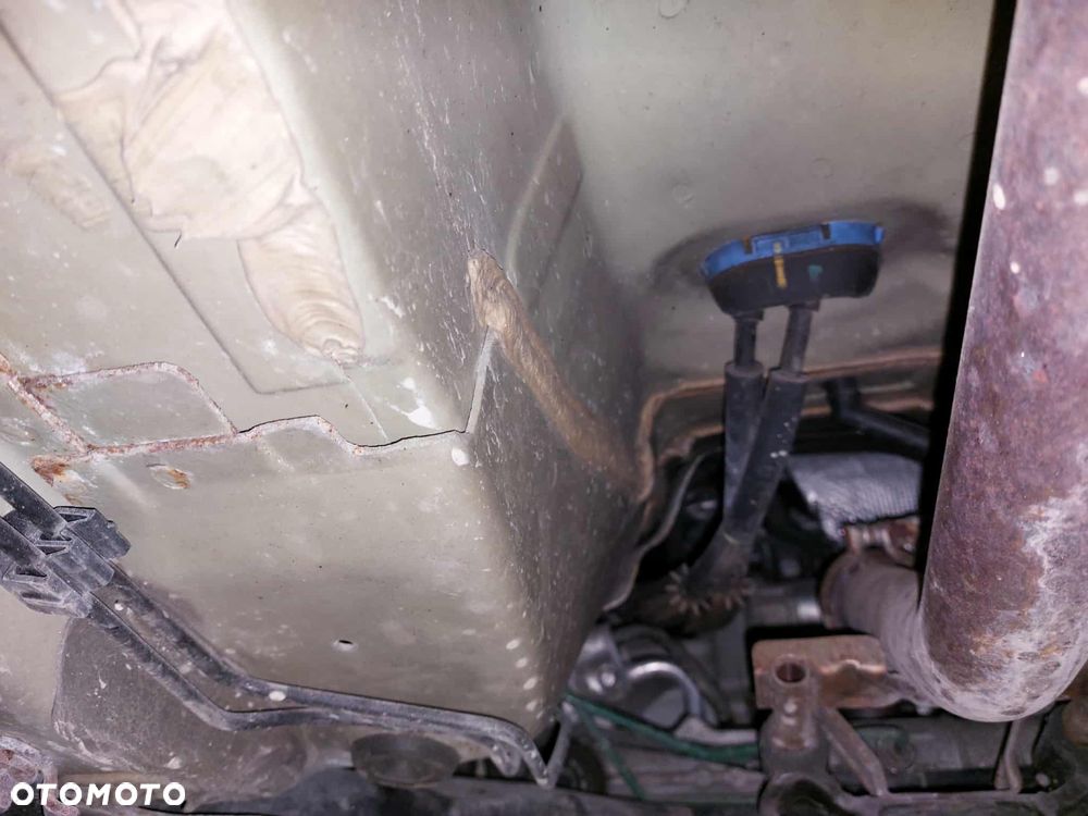 Peugeot 3008 1.6 HDi Premium - 28