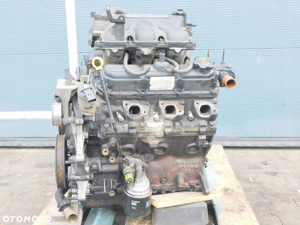 CHRYSLER VOYAGER/CARAVAN IV 01-08 SILNIK KOMPLETNY 3.8 V6 EGH - 5