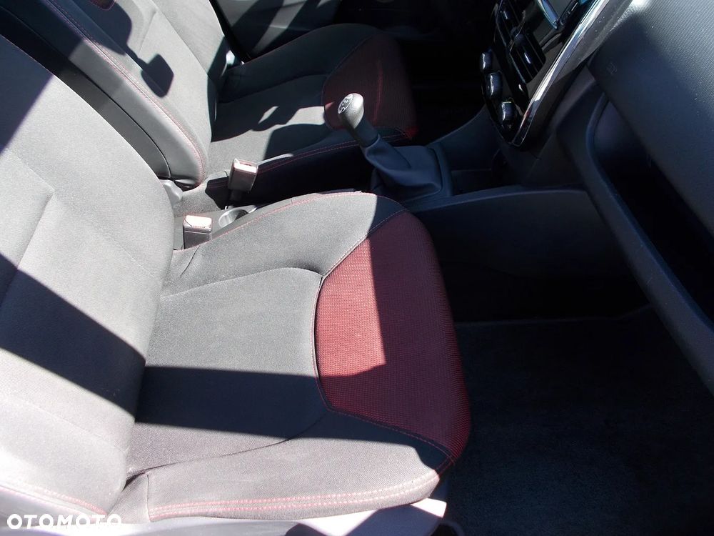 Renault Clio 1.2 16V 75 Dynamique - 12