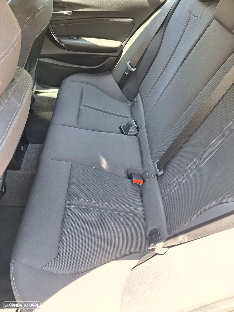 BMW 116 d EfficientDynamics - 7