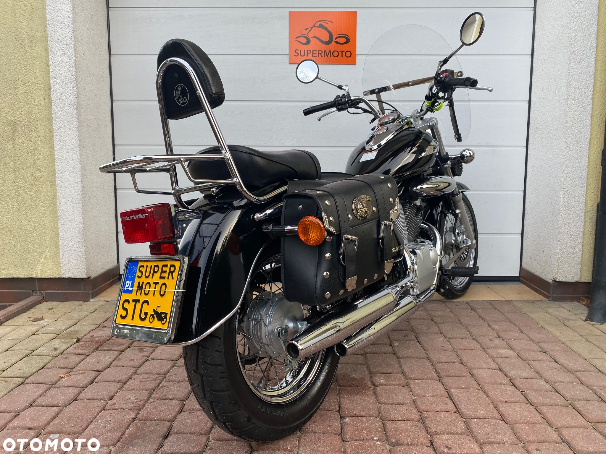 Suzuki Intruder - 6