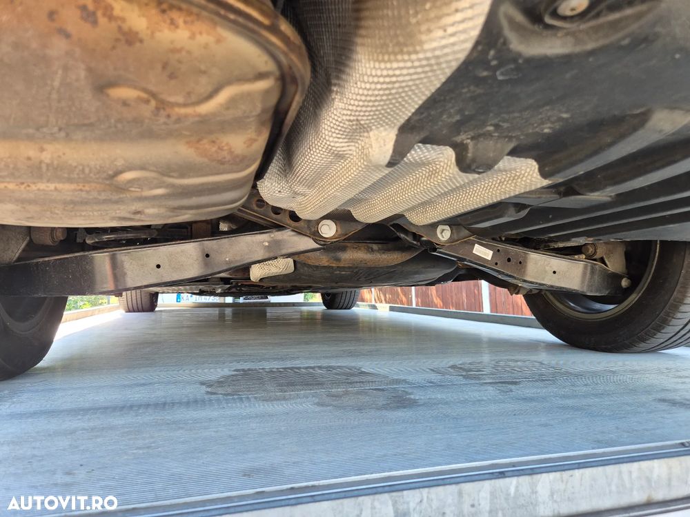 Volkswagen Passat 2.0 TDI Comfortline DPF - 10