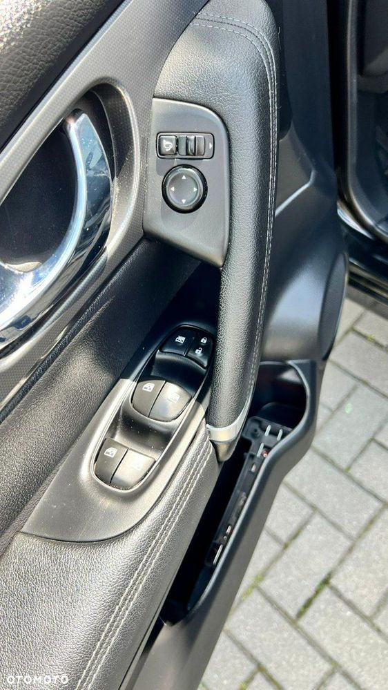 Nissan Qashqai - 8
