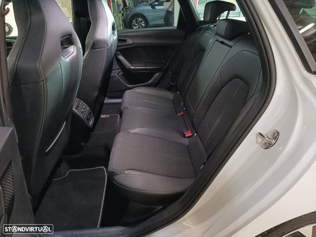 Cupra Leon ST 1.5 e-Hybrid DSG - 13