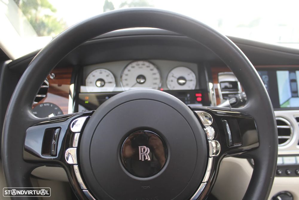 Rolls Royce Ghost - 23