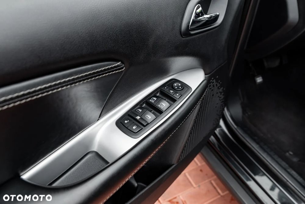 Fiat Freemont 3.6 V6 Lounge - 19