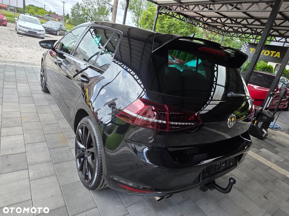 Volkswagen Golf - 13
