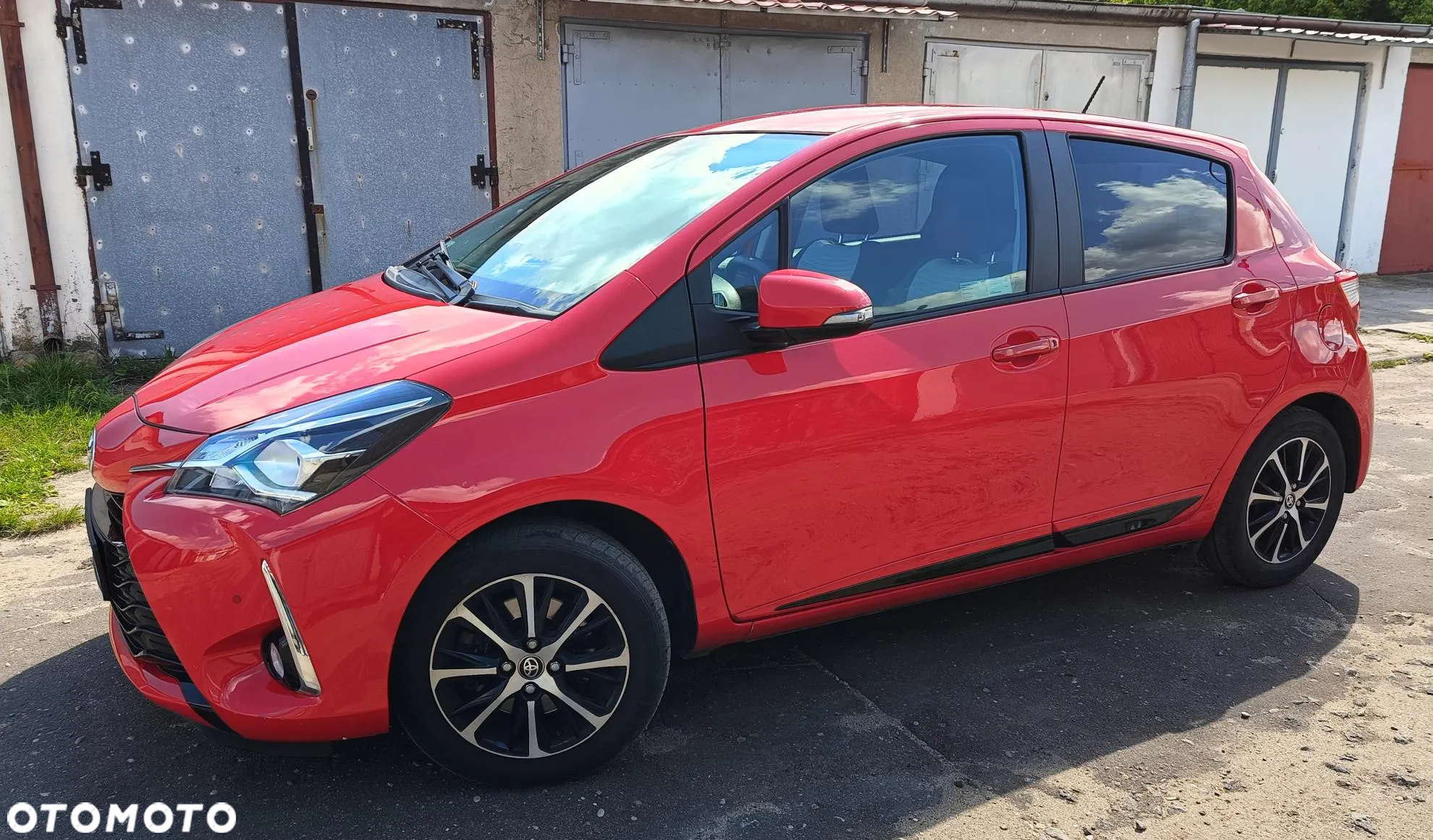 Toyota Yaris 1.5 Premium - 5