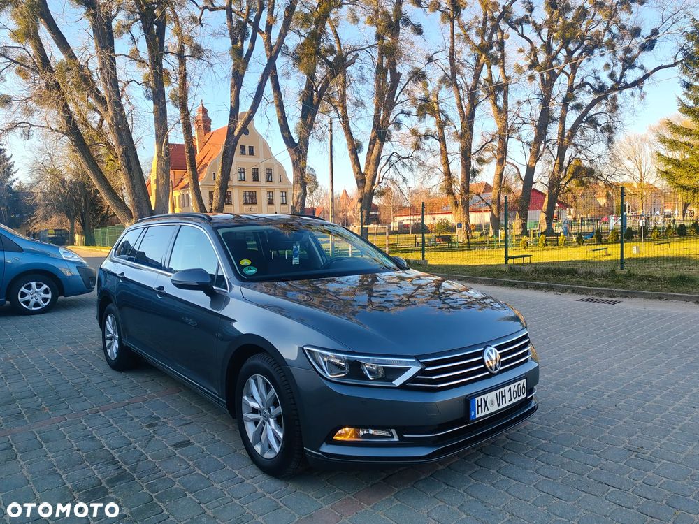 Volkswagen Passat 2.0 TDI (BlueMotion Technology) Comfortline - 22