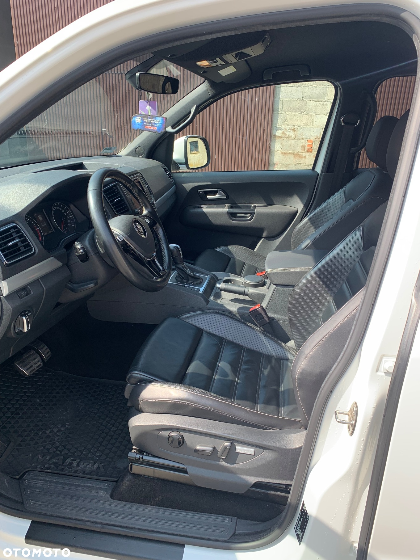 Volkswagen Amarok 3.0 V6 TDI 4Mot Aventura - 4