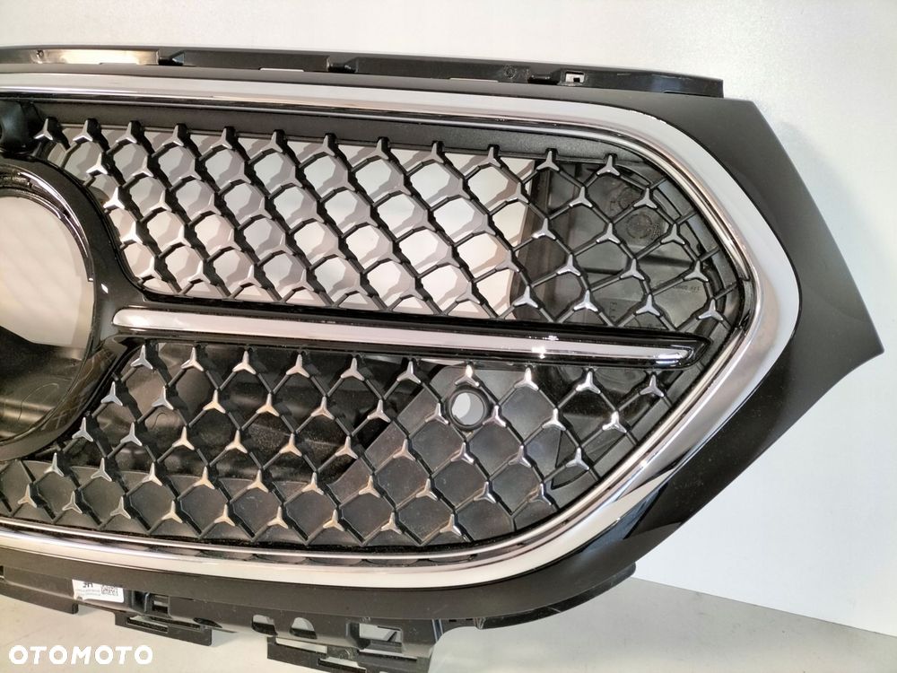 atrapa kratka grill mercedes e klasa w214 22- amg led silver diamond - 5