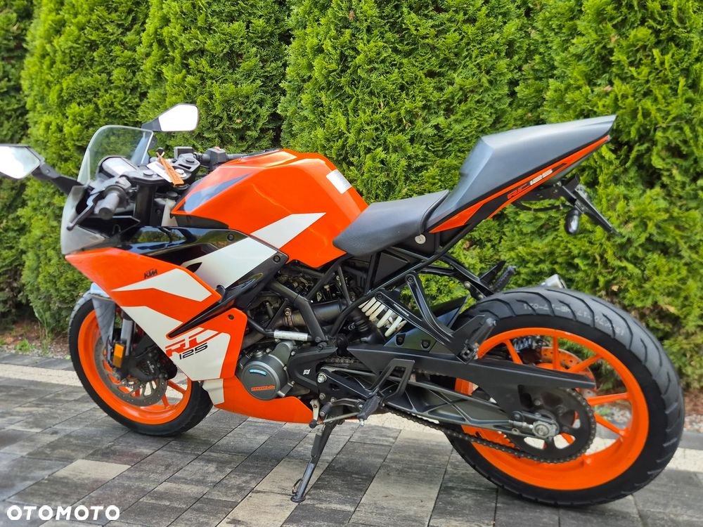 KTM RC 125 - 6