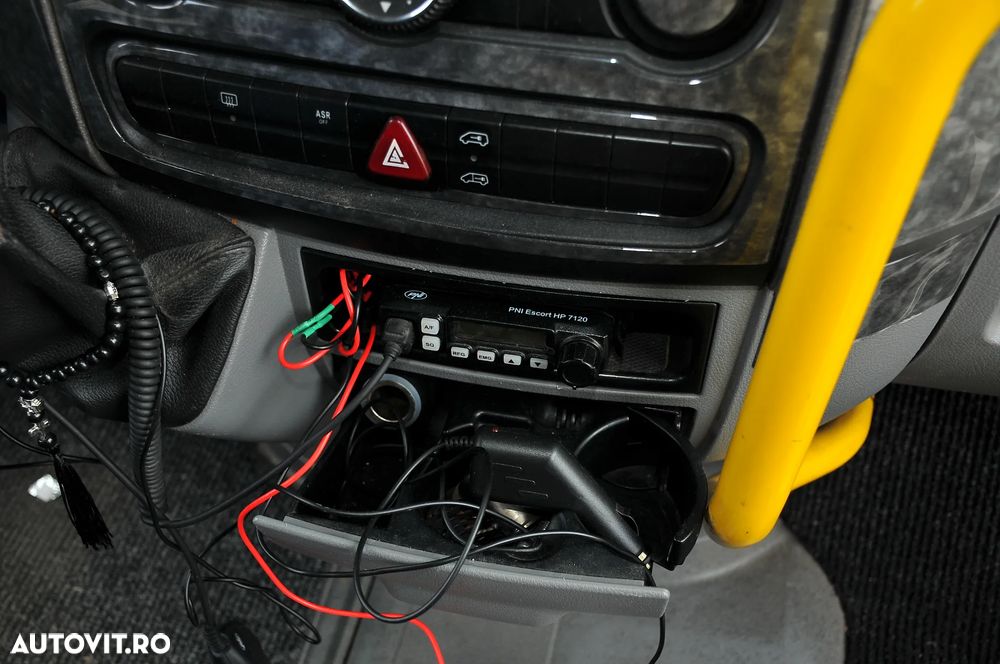 Mercedes-Benz Sprinter 906.255 - 16