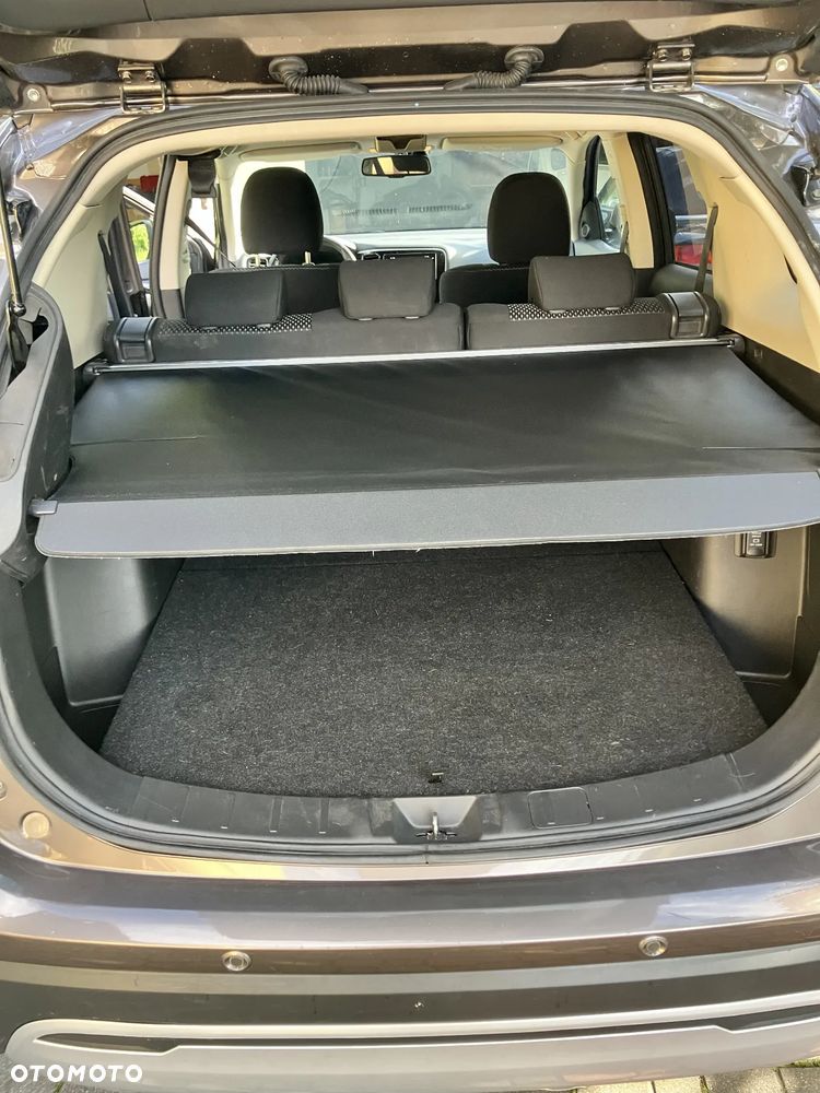 Mitsubishi Outlander 2.0 2WD CVT Diamant+ - 6