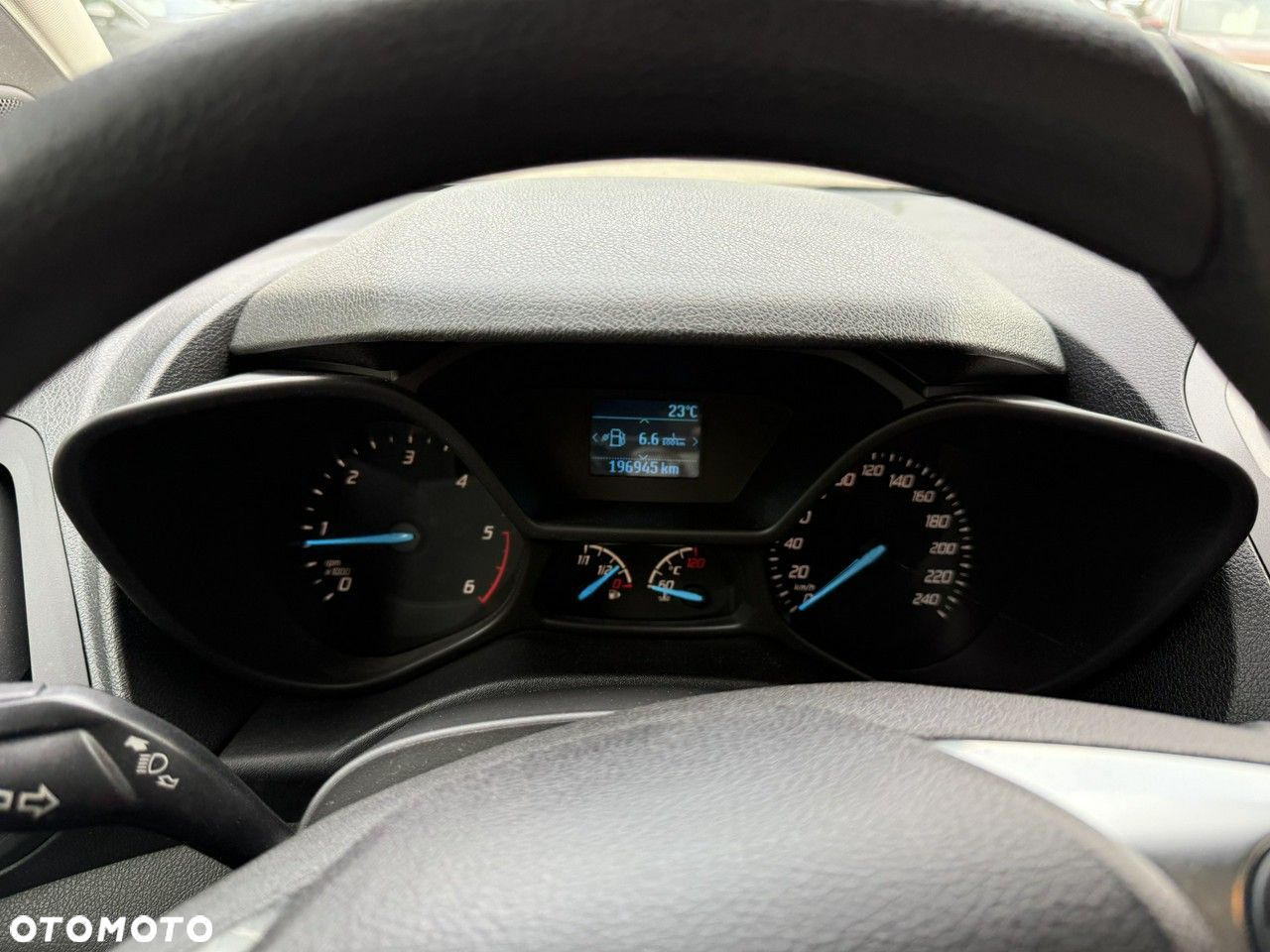 Ford Transit Connect - 18