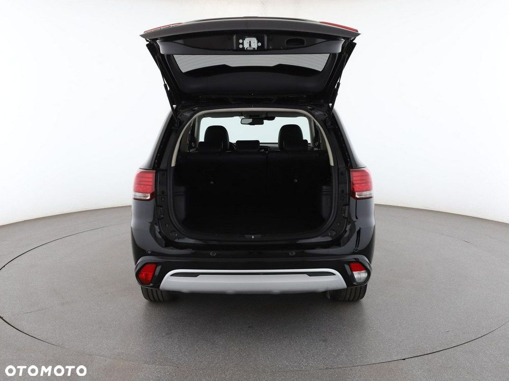 Mitsubishi Outlander 2.4 4WD - 21