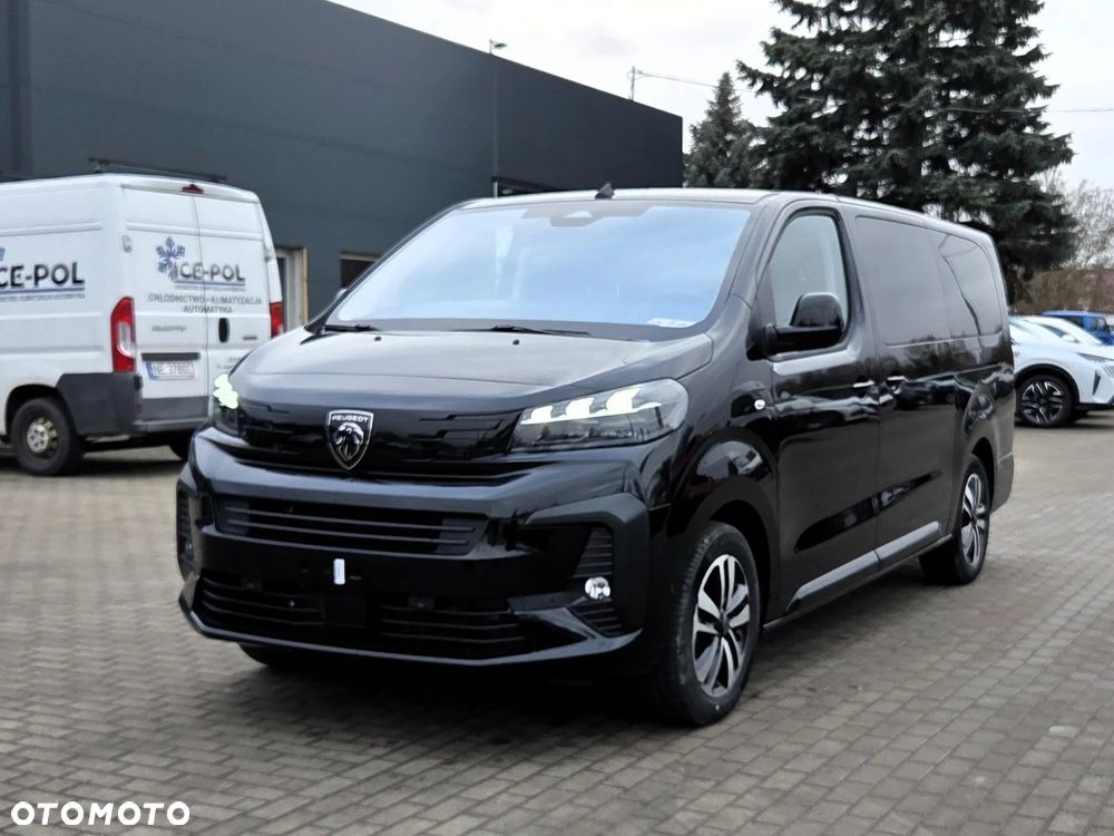 Peugeot Traveller - 1