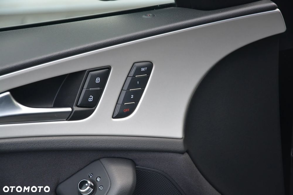 Audi A6 Avant 2.0 TDI Ultra S tronic - 14