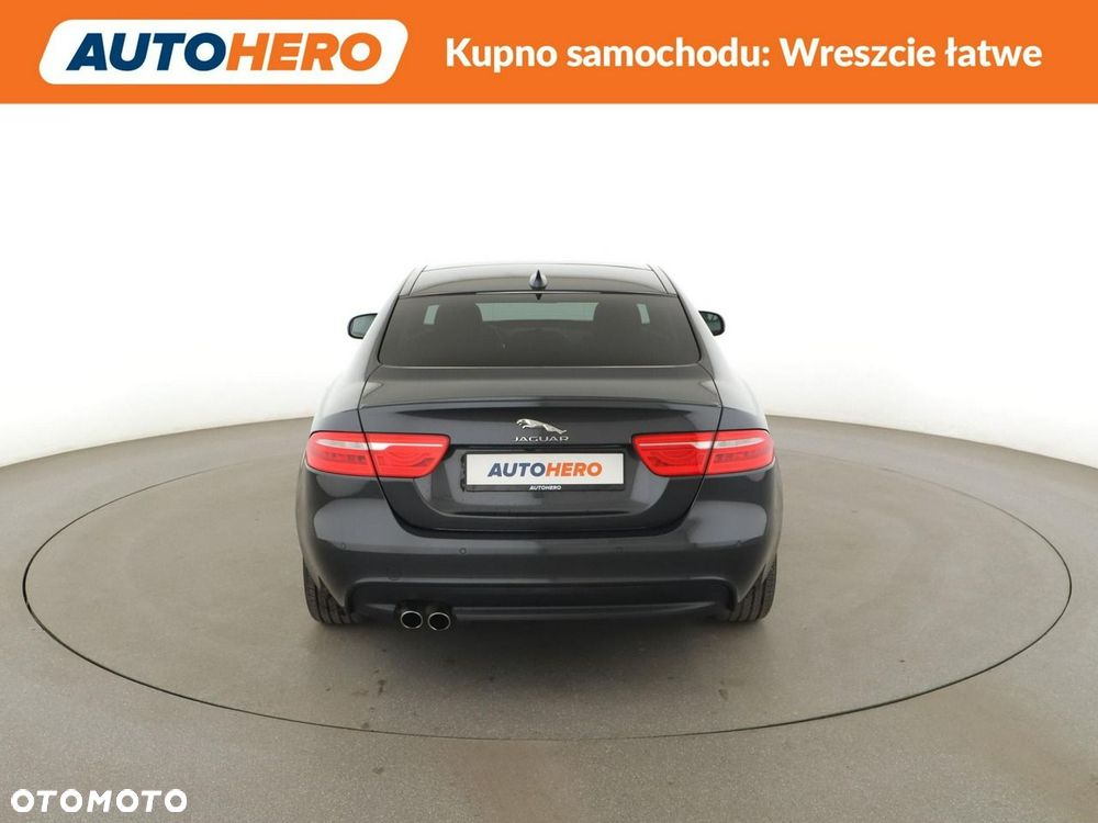 Jaguar XE 20d R-Sport - 7