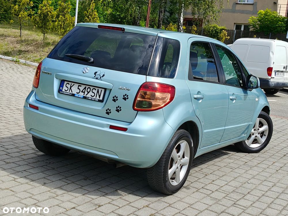 Suzuki SX4 1.5 Streetline 4x2 Classic - 6