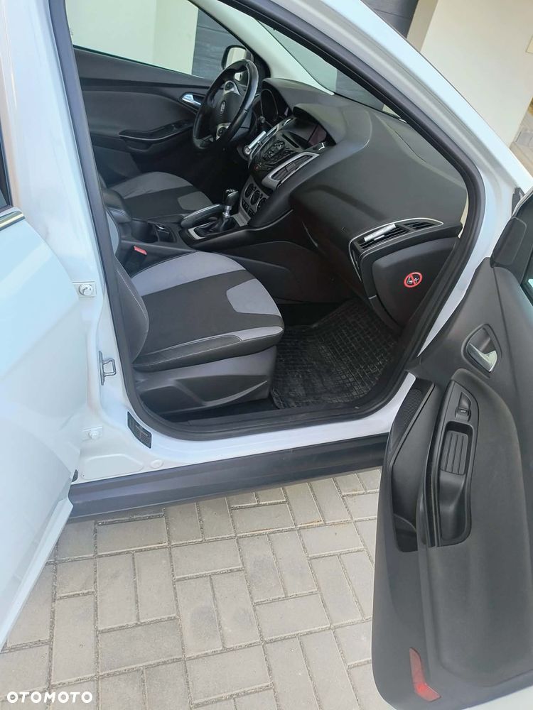 Ford Focus 1.6 TDCi Edition - 10