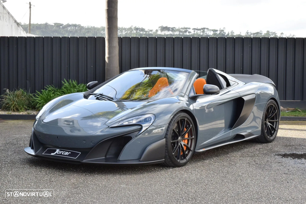 McLaren 675