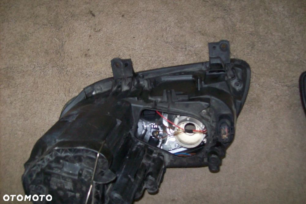 lampy przednie vw touran i - 8