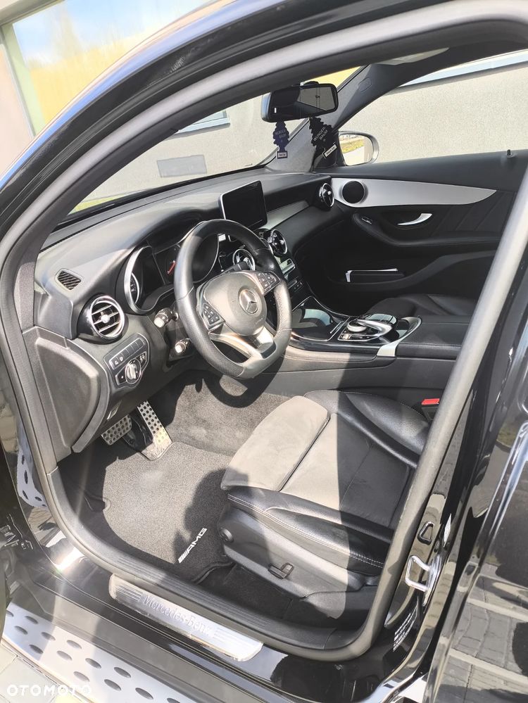 Mercedes-Benz GLC 220 d 4Matic 9G-TRONIC AMG Line - 22