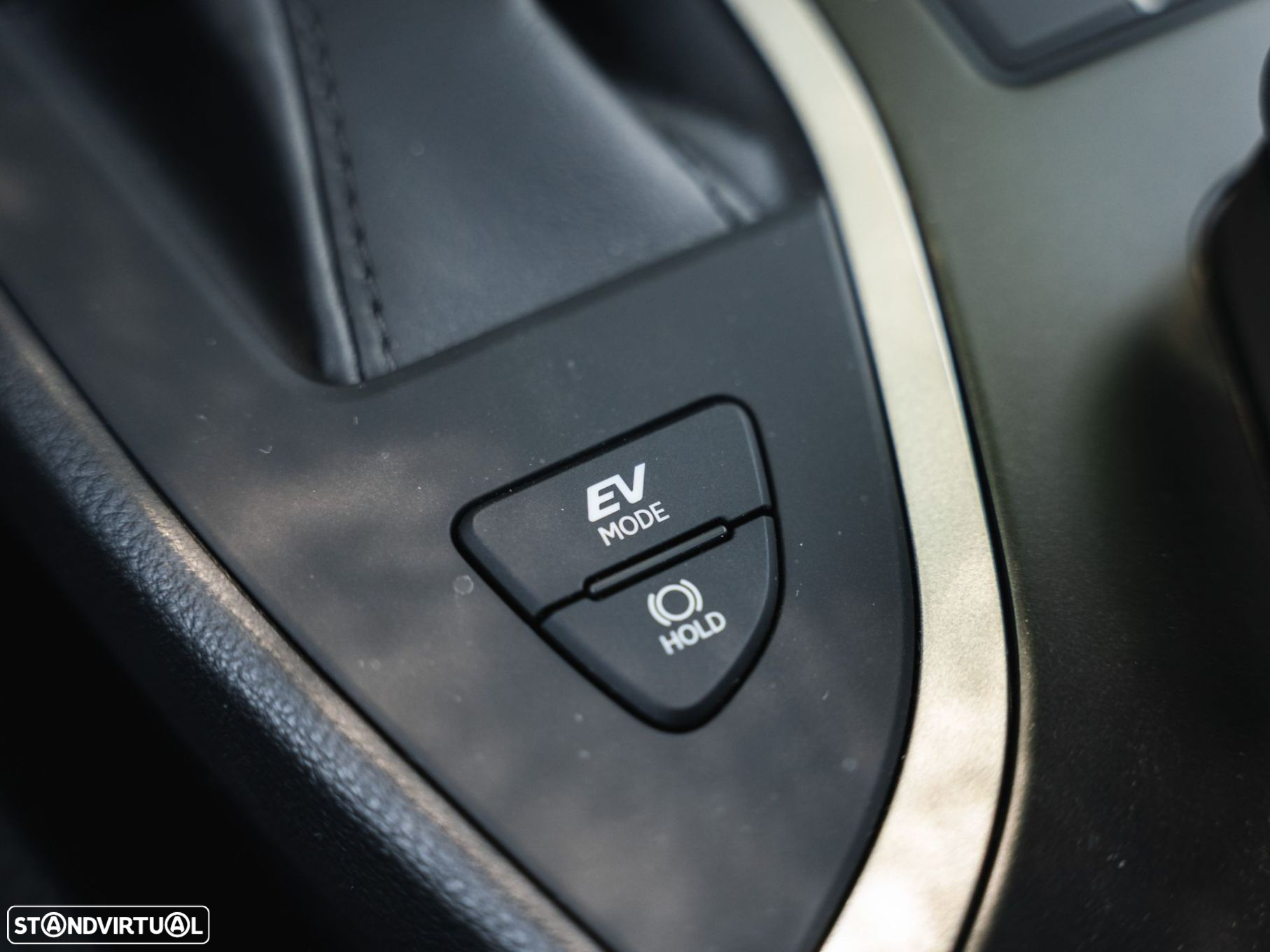 Lexus UX 250h - 29
