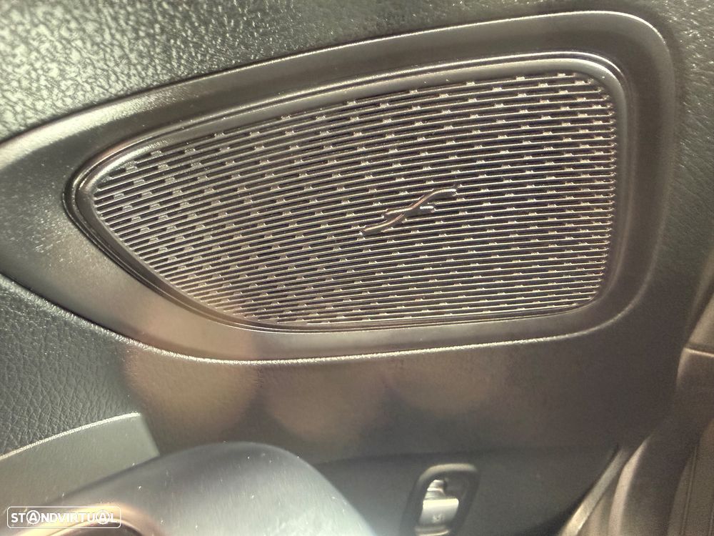 Mercedes-Benz C 300 d AMG Line - 32