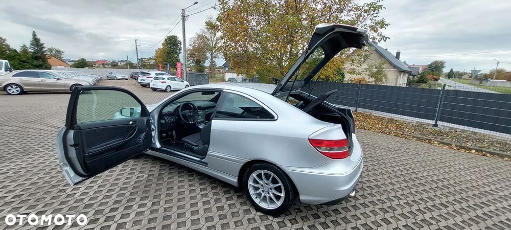 Mercedes-Benz CLC - 26