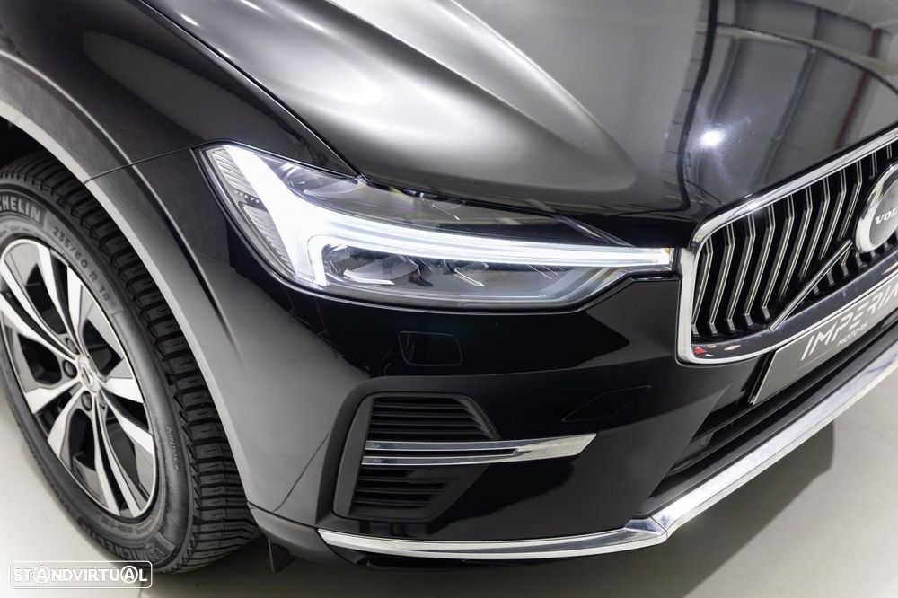 Volvo XC 60 2.0 T6 PHEV Core AWD - 17
