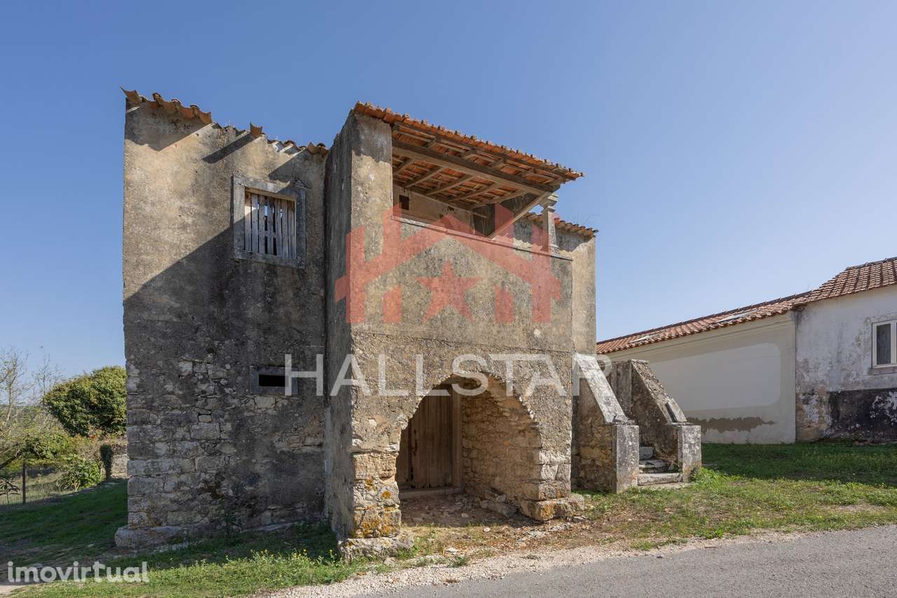 Moradia para Restaurar / Poço / Santa Catarina da Serra - Grande imagem: 2/23