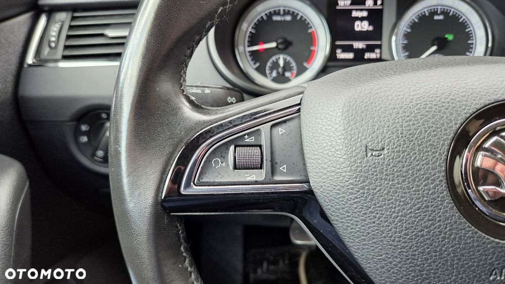 Skoda Octavia 1.5 TSI GPF ACT Style DSG - 30