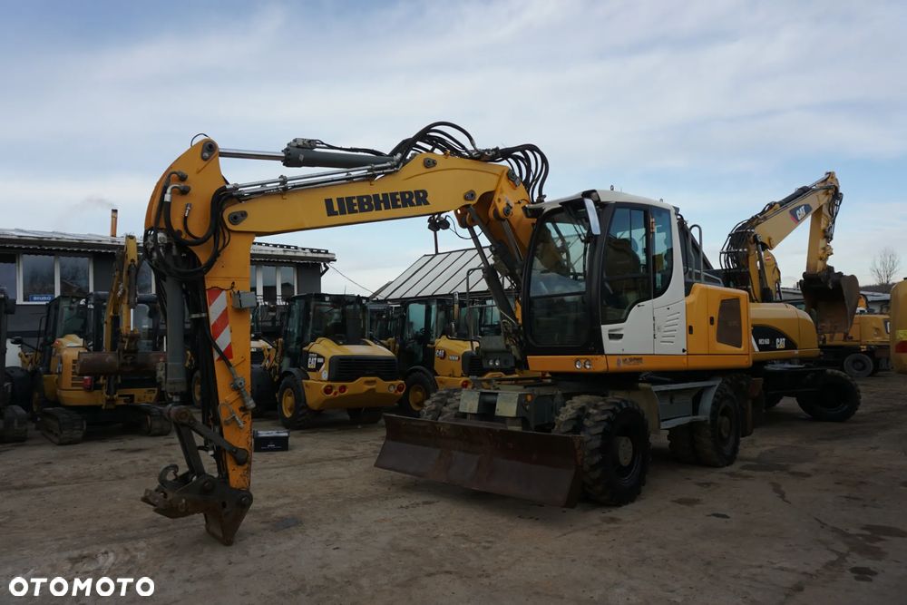 Liebherr A 914 - 5