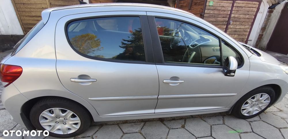 Peugeot 207 1.4 Trendy - 3