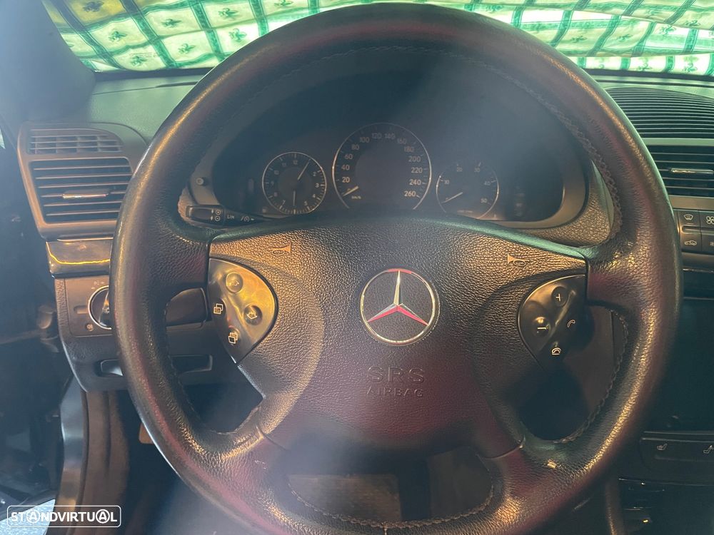 Mercedes-Benz E 220 CDi Elegance Aut. - 10