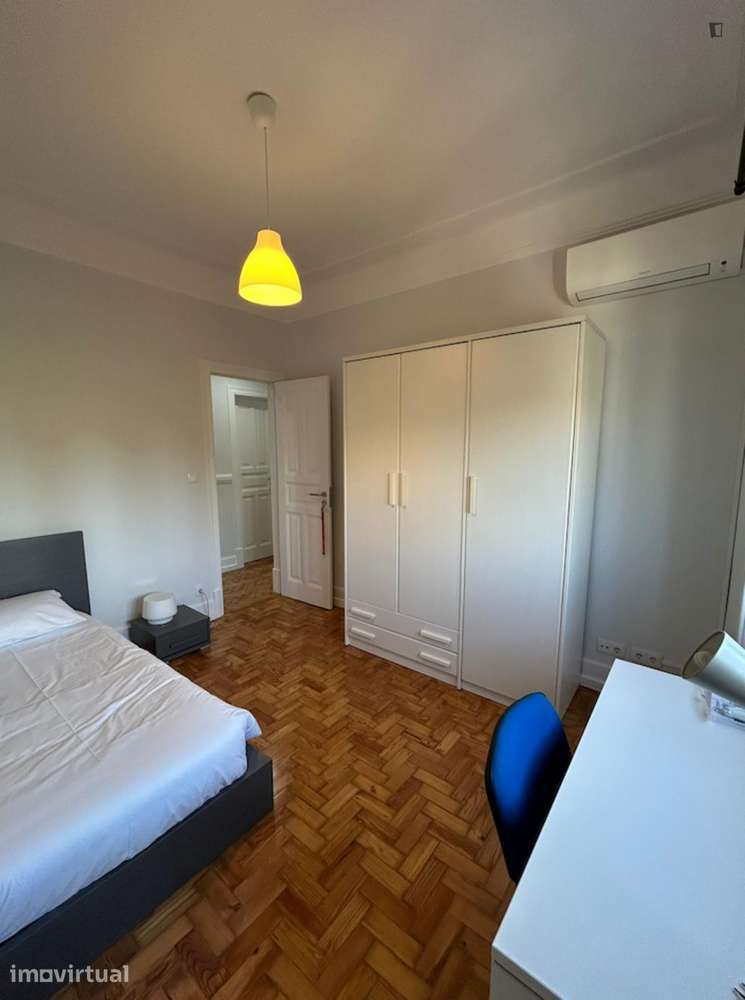 Quarto - localizado em Sete Rios Lisbon - Grande imagem: 4/21