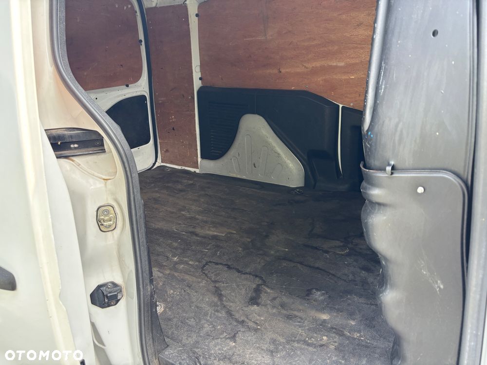 Peugeot partner - 13