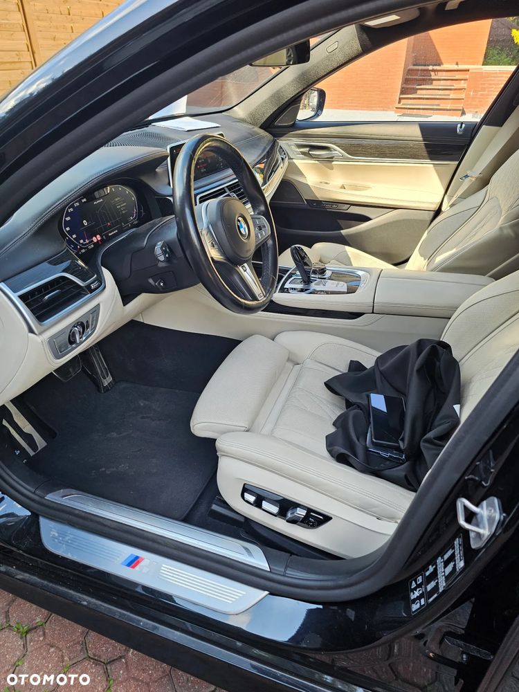 BMW Seria 7 750Ld xDrive sport - 21