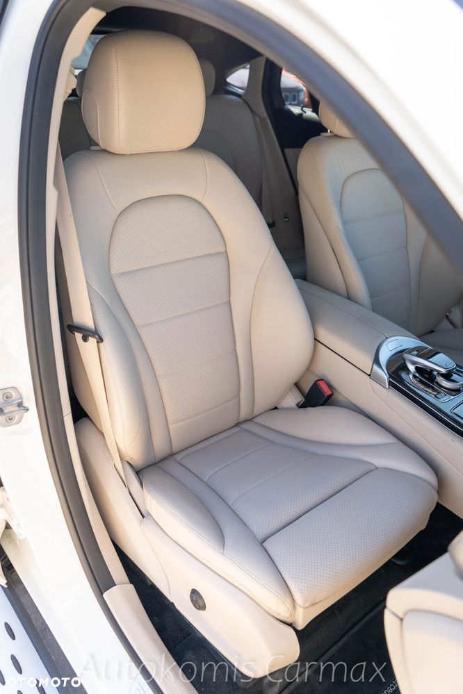 Mercedes-Benz GLC 300 4Matic 9G-TRONIC - 17