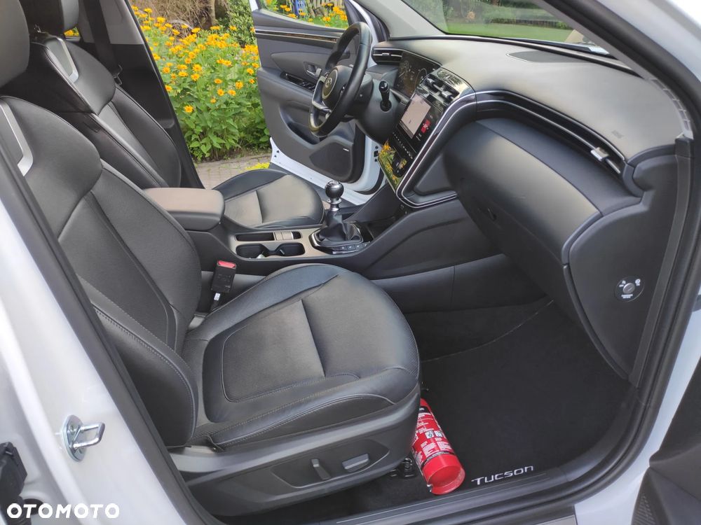 Hyundai Tucson 1.6 T-GDi Executive 2WD - 28