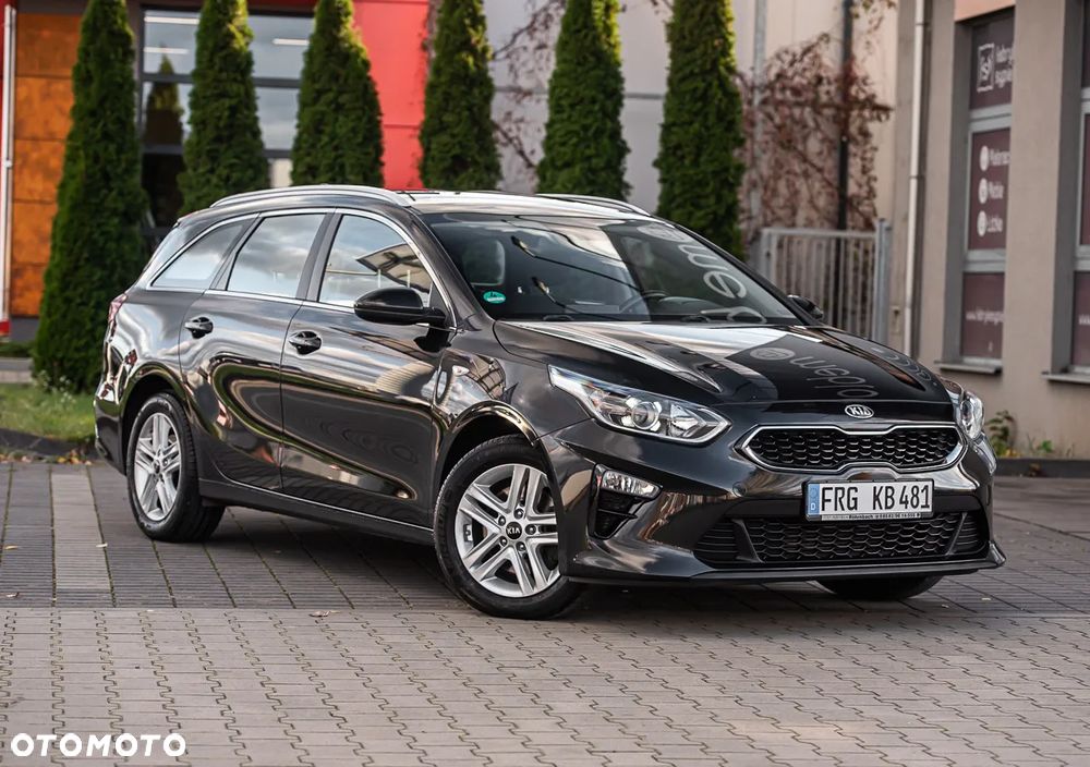 Kia Ceed - 1