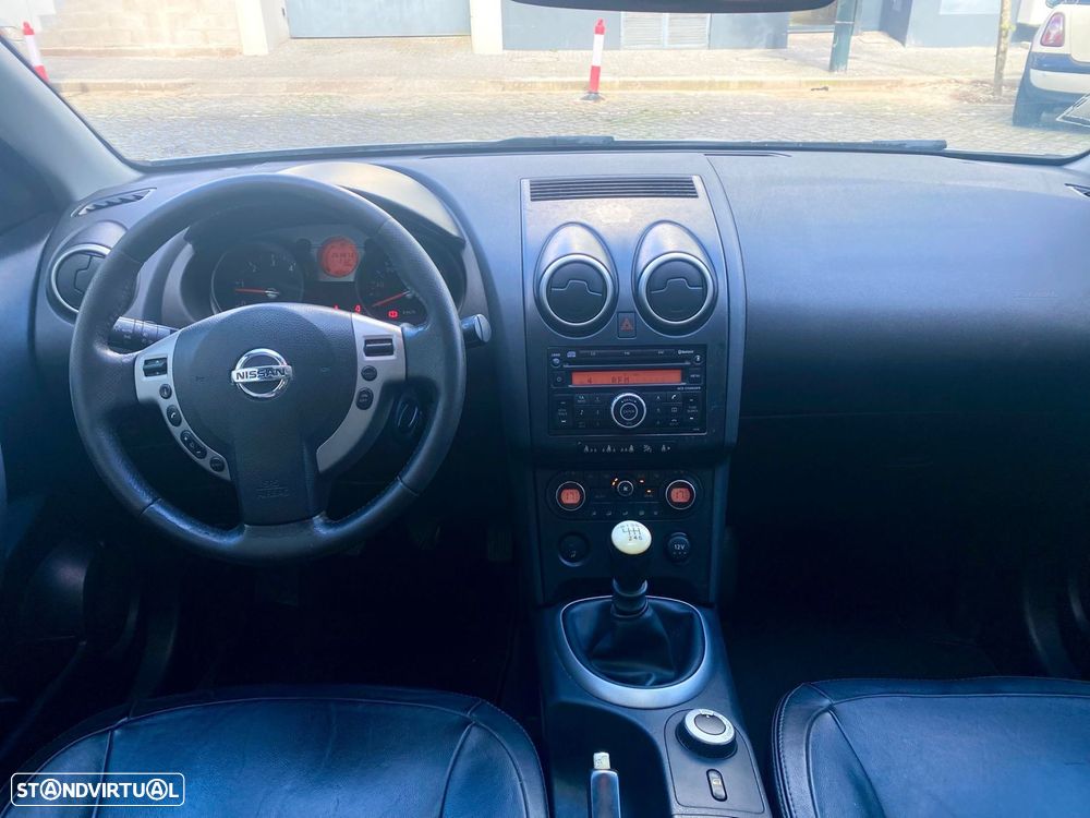Nissan Qashqai 2.0 dCi Tekna Premium 17 - 17