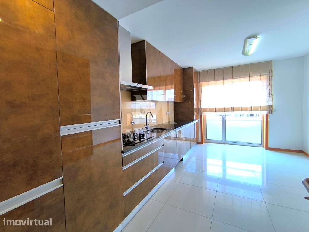 Apartamento T3 + Anexo T0 com terraço para venda em Braga - Grande imagem: 5/34
