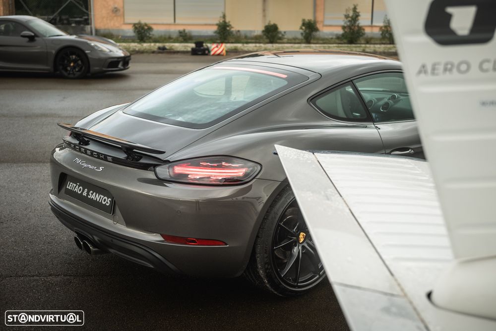 Porsche 718 Cayman 2.5 S PDK - 46