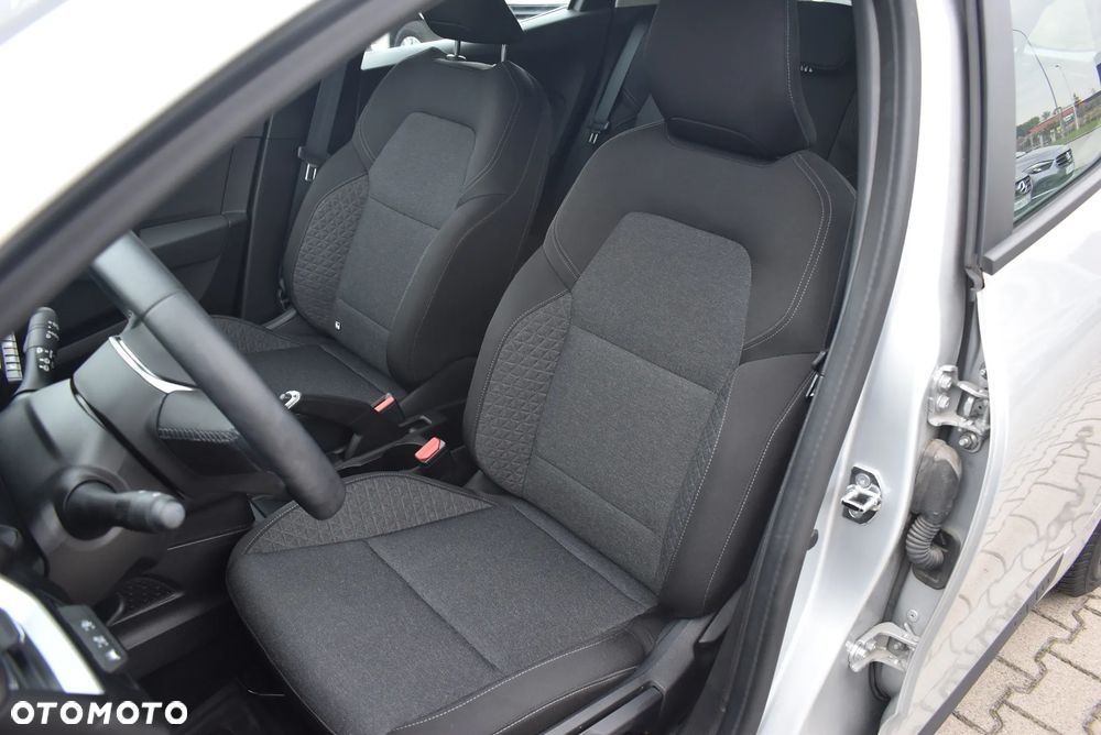 Renault Clio 1.0 TCe Equilibre - 11